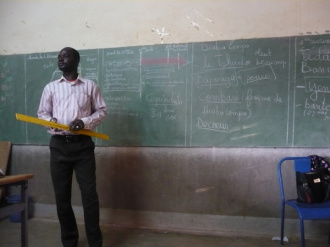 02 Le Maitre D Ecole